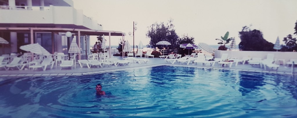 Hotel Pool